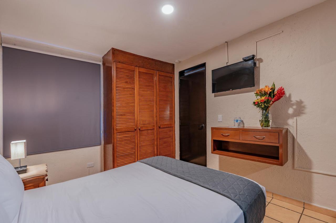 Hotel Brisas 5A Av, Playa Del Carmen Exterior photo